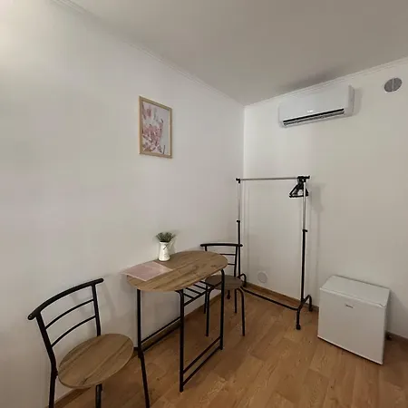 Lola Apartman Eger Exterior photo